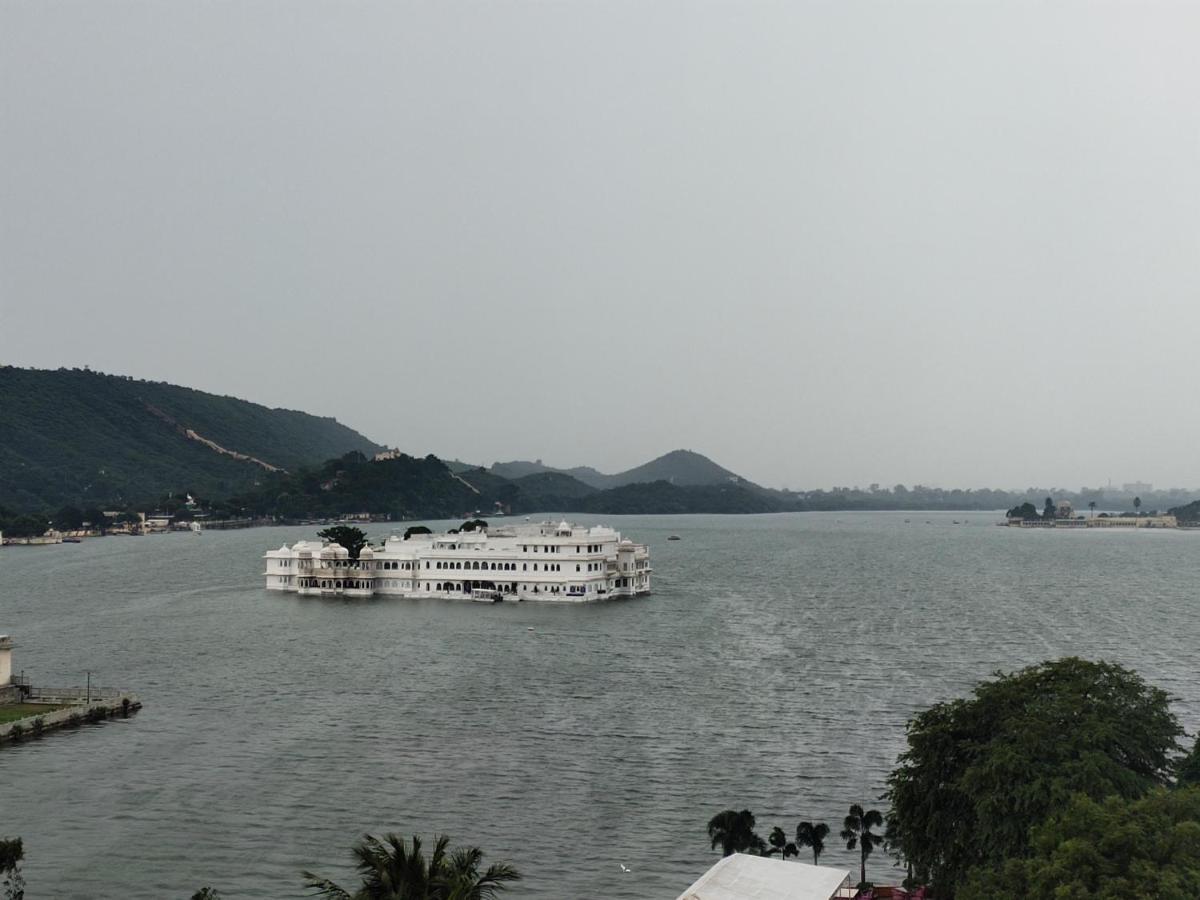 אודייפור Hotel Lake Star מראה חיצוני תמונה