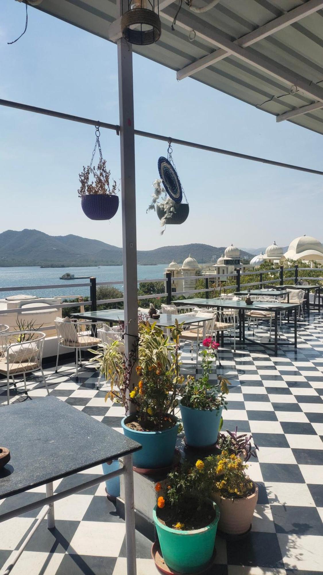 אודייפור Hotel Lake Star מראה חיצוני תמונה